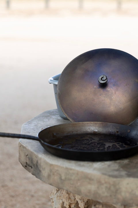 campfire gear steel lid skillet steak roast bread vegetables artisan made cape town 